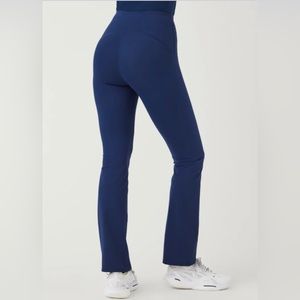 Spanx: Booty Boost Flare Yoga Pant